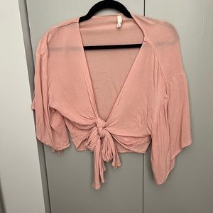 pink, tie going out top